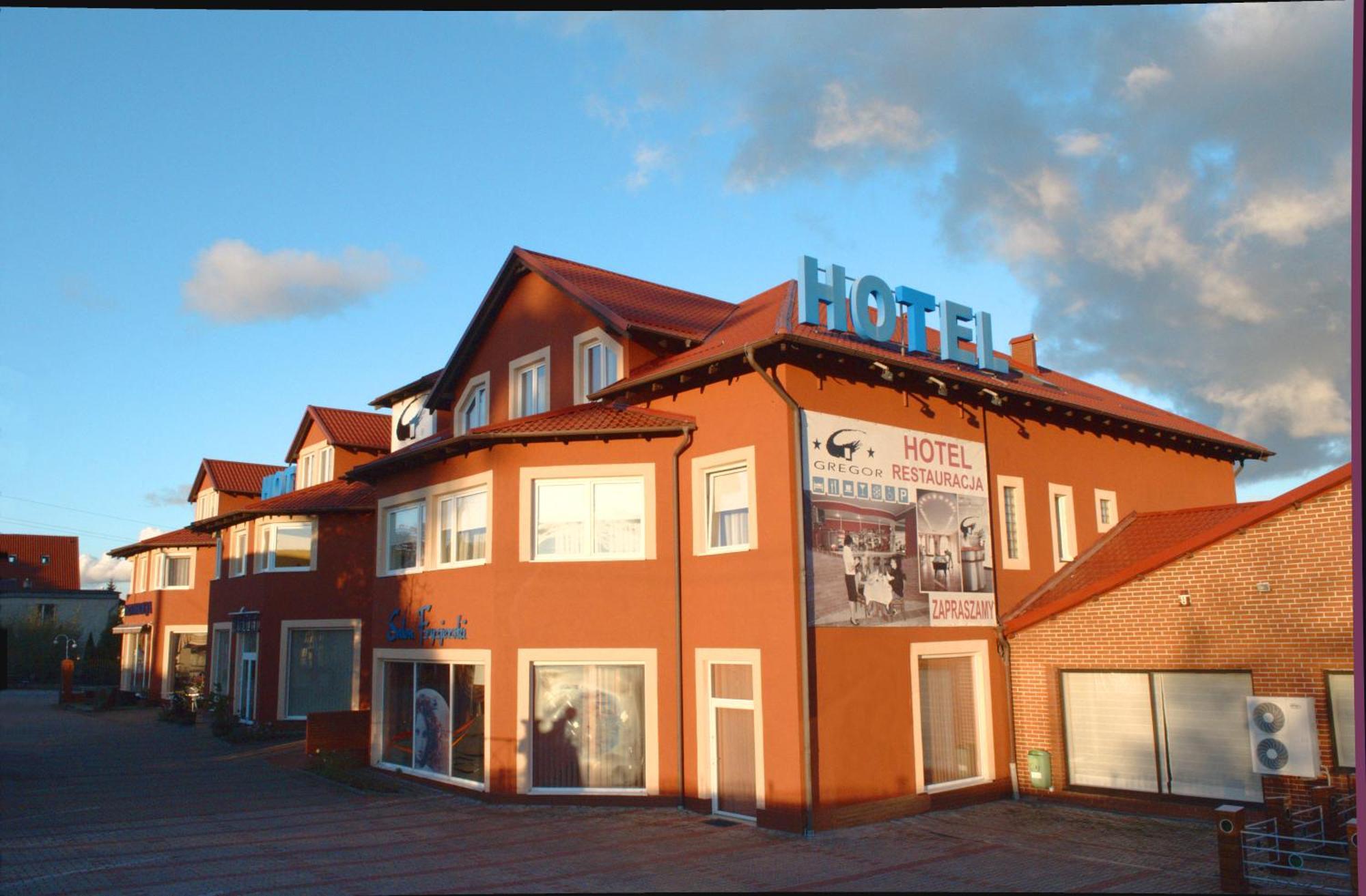 Hotel Gregor Pszczółki Bagian luar foto