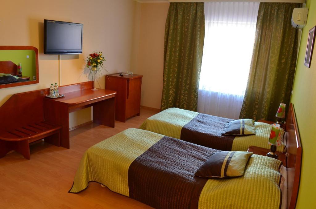 Hotel Gregor Pszczółki Ruang foto